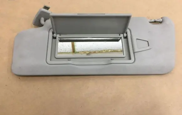 Mercedes-Benz C W204 Sun visor A2218173020