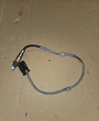 BMW X3 F25 Lambda probe sensor 7589475