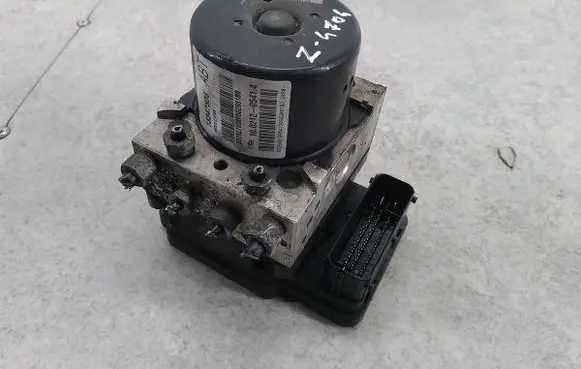 Opel Astra J ABS Pump 13347808