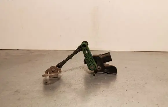 Seat Leon (5F) Headlight/headlamp level sensor 5Q0907503