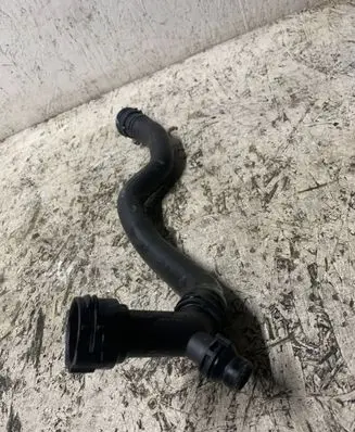 Audi A4 S4 B9 Engine coolant pipe/hose 8w0122101