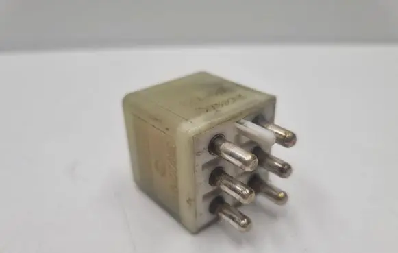 Mercedes-Benz SL R129 Other relay A0015427819 0015427819
