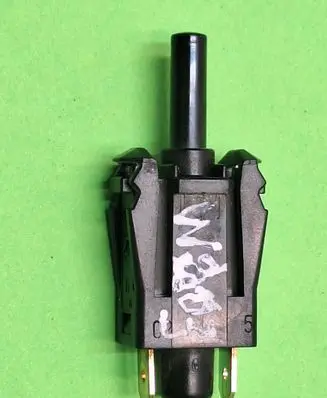 Mercedes-Benz C W203 Brake pedal sensor switch 001545