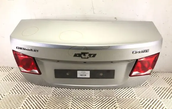 Chevrolet Cruze Tailgate/trunk/boot lid