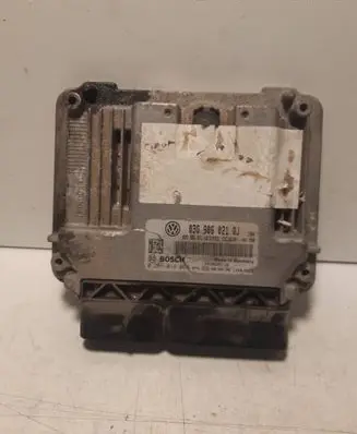 Volkswagen Golf V Engine control unit/module 03G906021QJ 03G906021AB 1039S25116