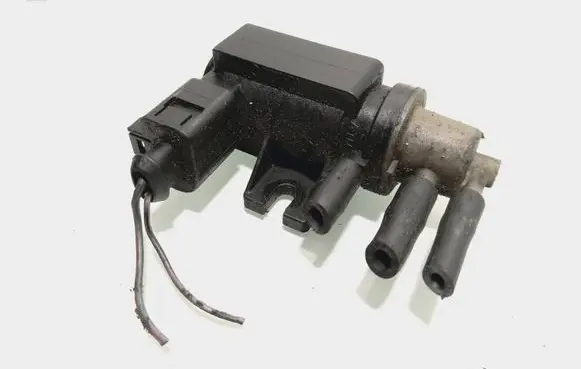 Volkswagen Golf V Turbo solenoid valve 1K0906627A 70086800