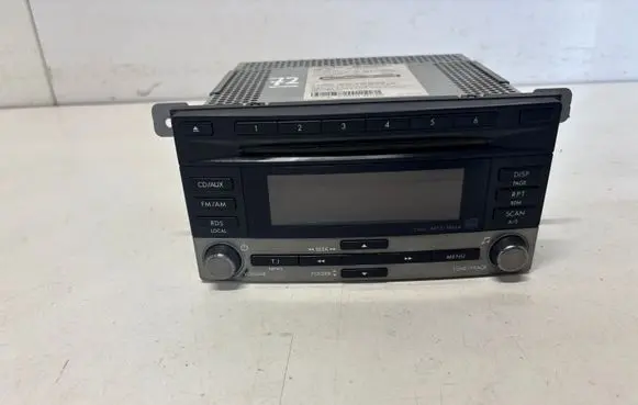 Radio/CD/DVD/GPS head unit