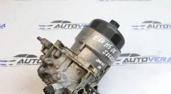BMW M6 Oil filter mounting bracket 7836449