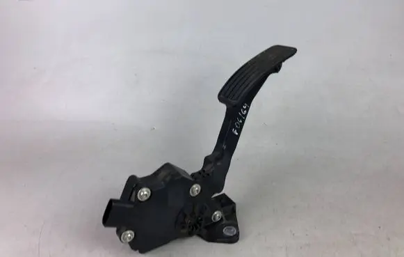 Subaru Forester SG Accelerator throttle pedal 36010SA060