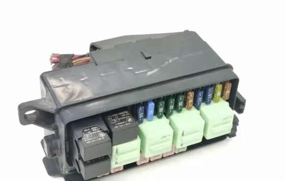 Mini One - Cooper R50 - 53 Fuse module 6906604 1509012 61131509012