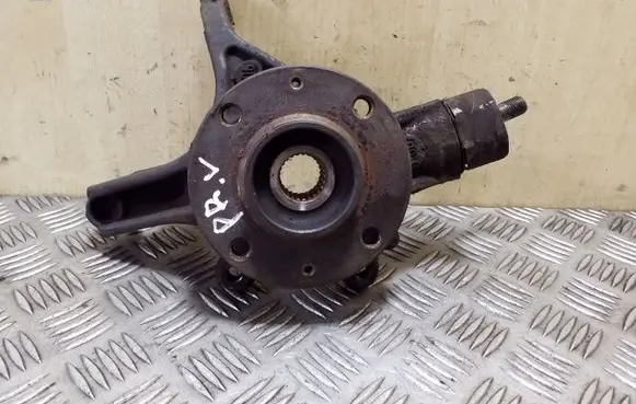 Citroen C4 I Picasso Front wheel hub