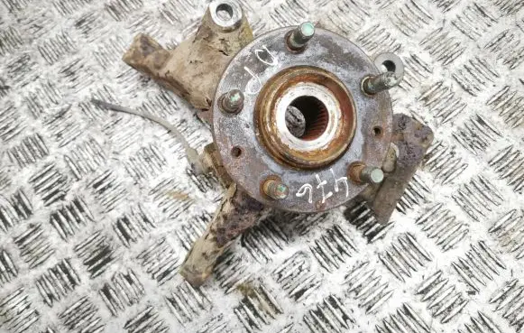 Mazda CX-7 Front wheel hub