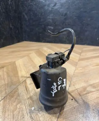 Opel Insignia A Fuel filter housing 13244294