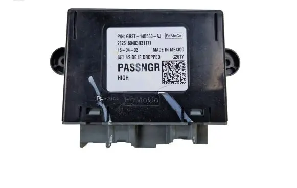 Ford Fusion II Door control unit/module GR2T14B533 GR2T14B533AJ 2825160403R31177