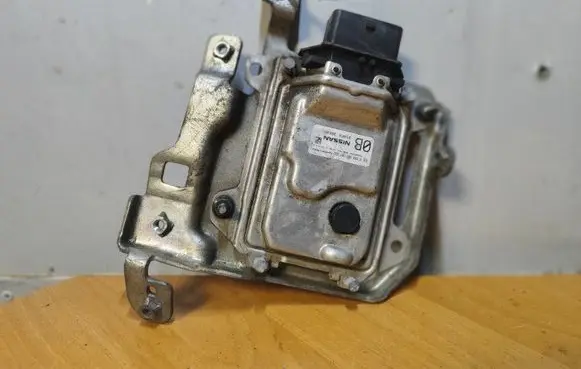 Nissan Versa Gearbox control unit/module 310363BE0A