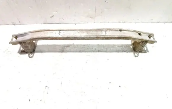Renault Clio III Front bumper support beam 8200564847