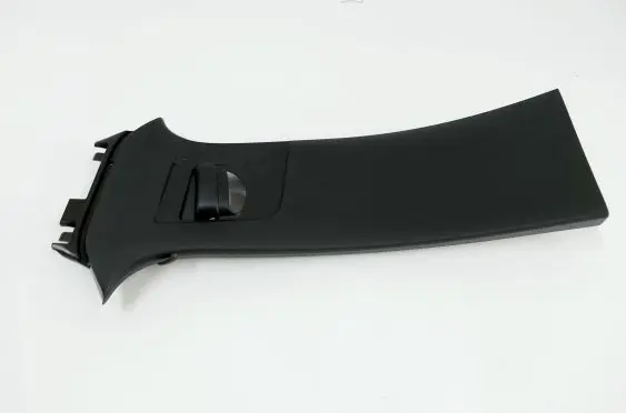Volvo XC40 (B) pillar trim (bottom) 31457491