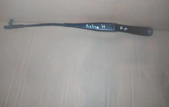 Opel Astra H Front wiper blade arm 13111219