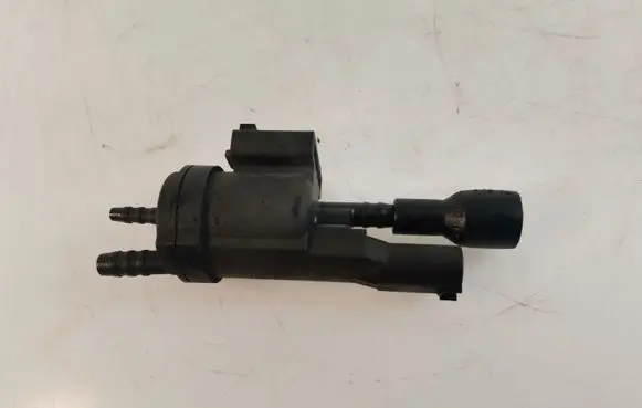 Mercedes-Benz E W211 Vacuum valve 0025407097