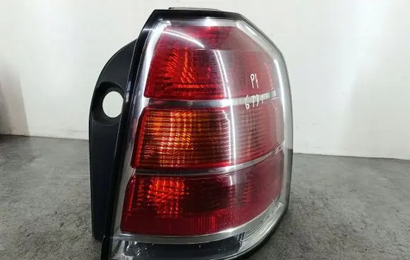 Opel Zafira B Rear/tail lights 24451843GM