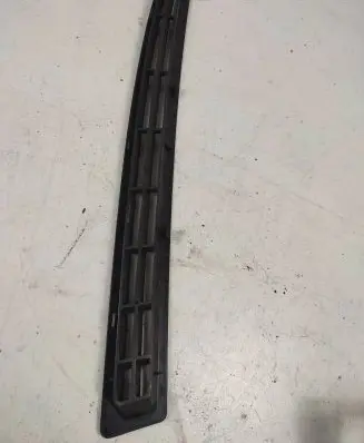Dashboard air vent grill cover trim