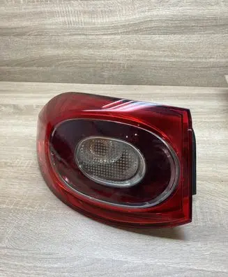 Volkswagen Tiguan Rear/tail lights 5N0945095H 5N0945257C