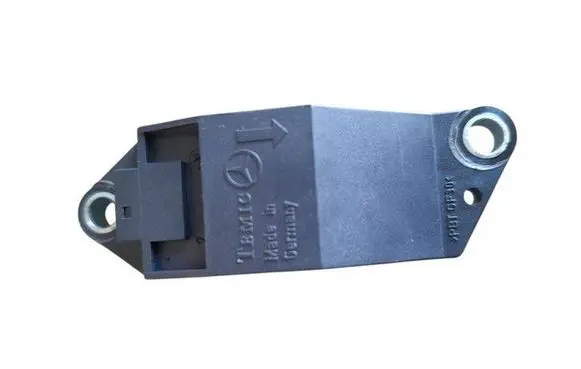 Mercedes-Benz E W211 Airbag deployment crash/impact sensor A0018209326