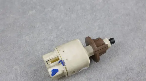 Toyota Aygo AB40 Brake pedal sensor switch