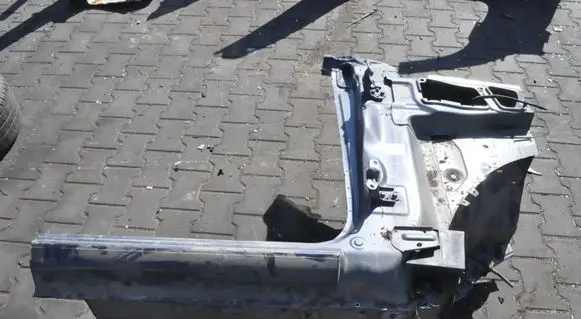 Ford Ranger Pillar (middle) 