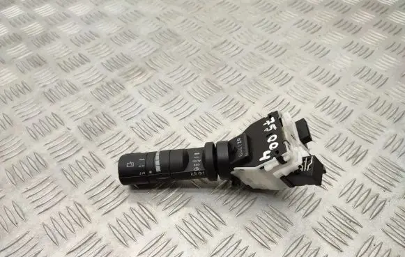 Nissan Qashqai Wiper control stalk 6Z13SD