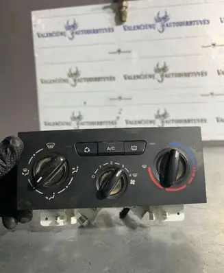 Citroen Berlingo Climate control unit 9676532480