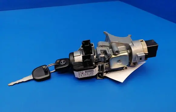Mazda 2 Ignition lock GJ6A66938A