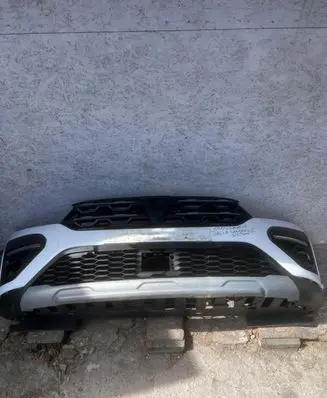 Dacia Sandero Front bumper 620228861R