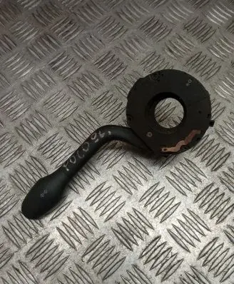 Volkswagen Polo III 6N 6N2 6NF Indicator stalk