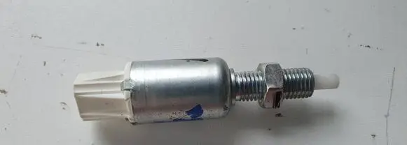Clutch pedal sensor