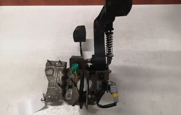 Citroen C4 I Pedal assembly 9653940880 42286601