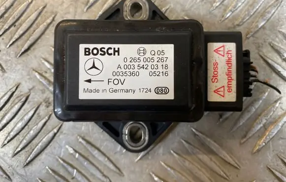 Mercedes-Benz A W169 ESP acceleration yaw rate sensor A0035420318 0265005267 0035360