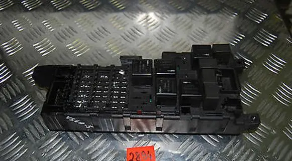 Volvo S60 Fuse module 8678449