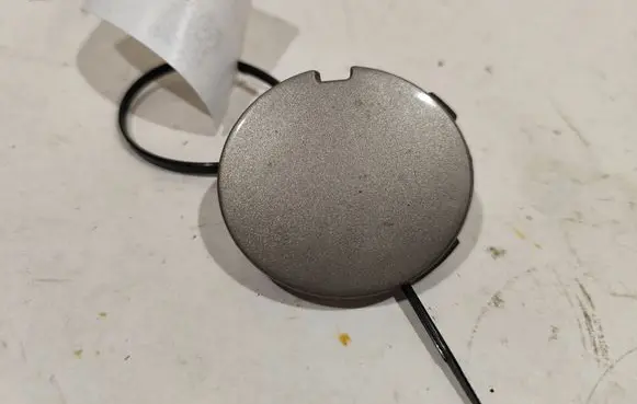 Dacia Sandero Front tow hook cap/cover 511804925R