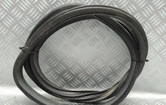 Opel Corsa D Rubber seal rear door