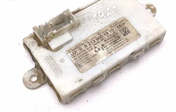 Mercedes-Benz E AMG W213 Trunk lid opening control unit A2139001910