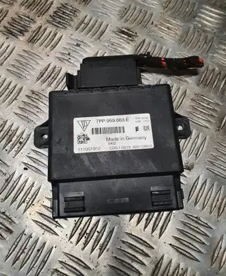 Porsche Panamera (970) Voltage converter/converter module 7PP959663E