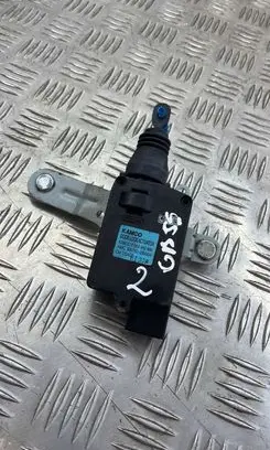 Hyundai Santa Fe Central locking motor 957502B000
