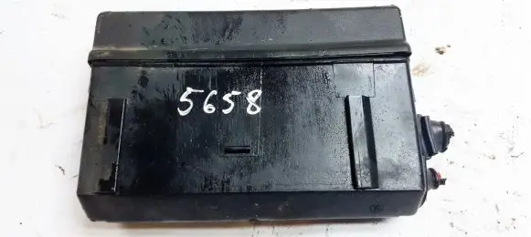 Opel Tigra A Fuse box set 90460473 0831312