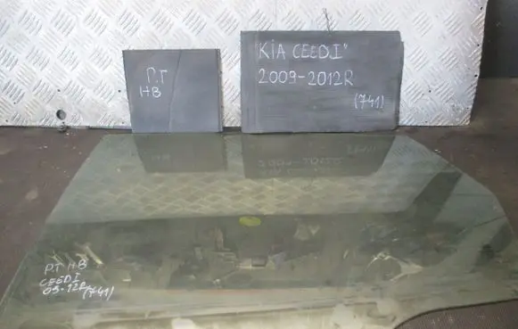 KIA Ceed Rear door window glass 618M321A52