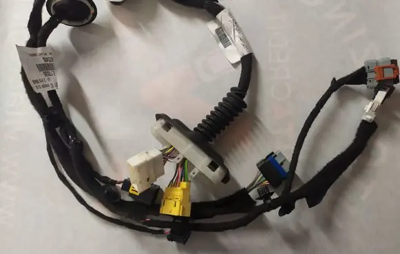 Peugeot Expert Front door wiring loom 9824872480