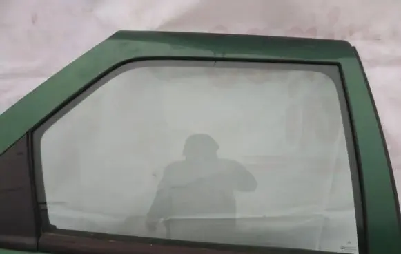 Citroen Xsara Rear door window glass