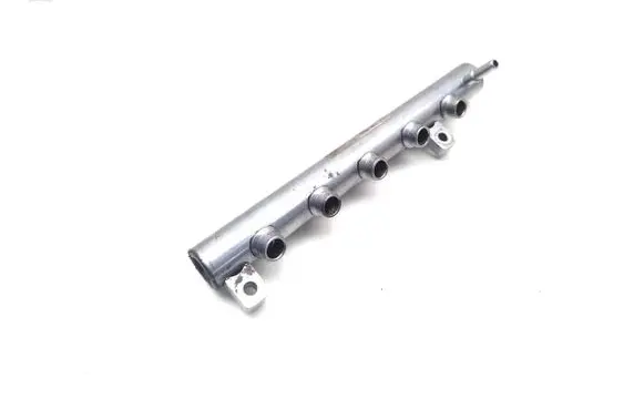 Renault Trafic III (X82) Fuel main line pipe 8201323501
