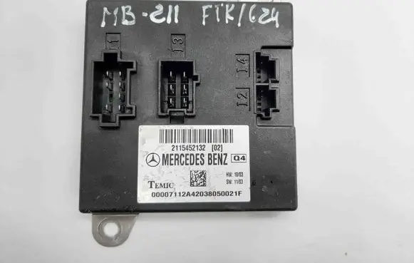 Mercedes-Benz E W211 Central body control module 2115452132