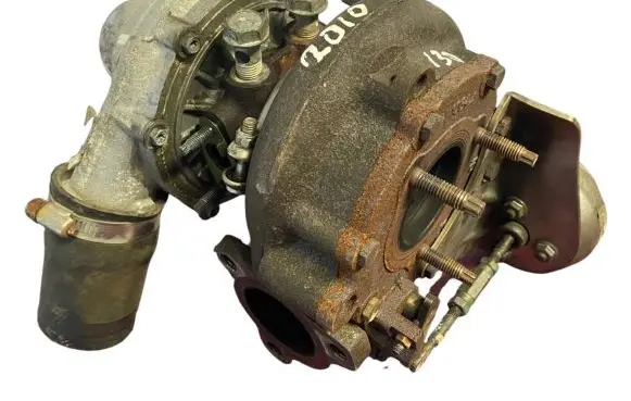 Toyota Avensis T270 Turbo 172010R050 0810170101
